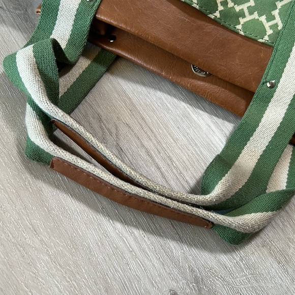 Tommy Hilfiger Purse - Picture 8 of 13